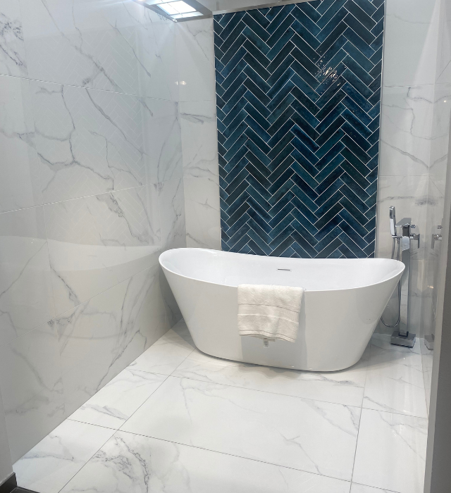 what colour tile is best for a small bathroom